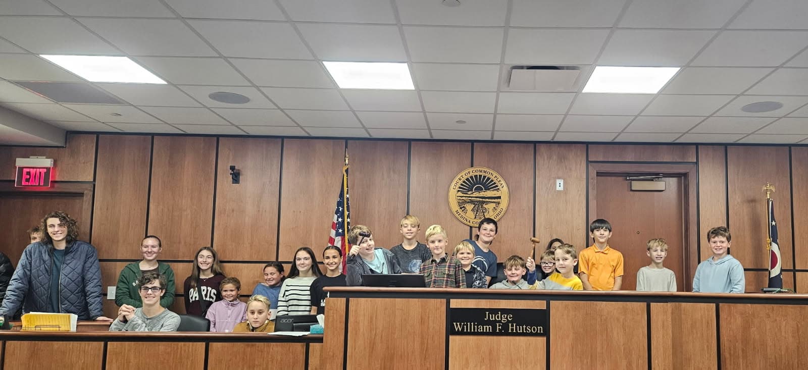 MedinaCHF kids on a field trip to the Medina County courthouse